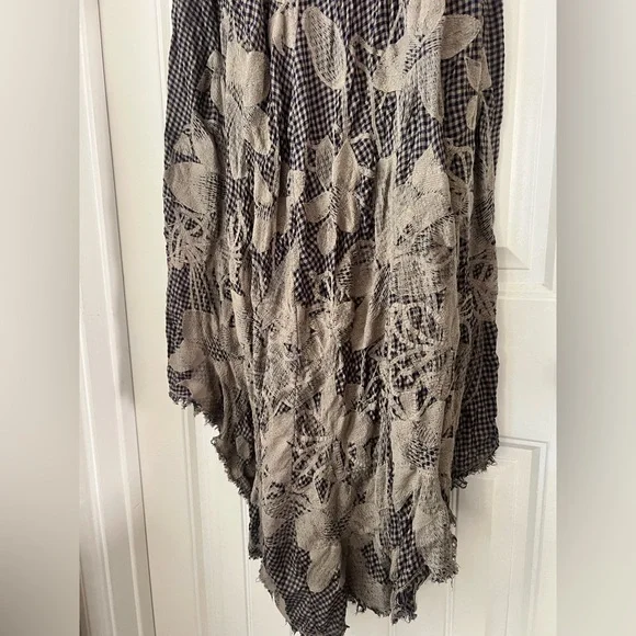 XCVI Gingham Asymmetrical Hem Maxi Dress W Embroidered Flowers XL - Picture 2 of 6